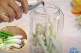 Ngâm sả với giấm, thu được loại nước đặc biệt có công dụng tuyệt vời