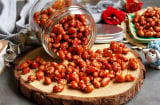 Cách rang lạc vàng giòn, để lâu chẳng lo ỉu