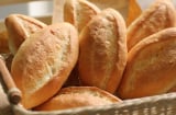Bánh mì dễ ăn nhưng có hại cho 5 nhóm người này