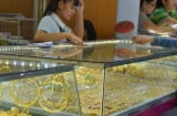 Giá vàng hôm nay (01/11): Vàng miếng SJC & vàng nhẫn đồng loạt sụt giảm mạnh gần 500.000 đồng/lượng