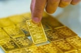 Giá vàng hôm nay 4/11: Vàng miếng bật tăng mạnh, vượt mốc quan trọng