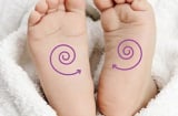 Trẻ sở hữu 5 dấu hiệu này ở bàn chân có 'tướng số trời ban', mệnh tài phú, lớn lên giàu sang