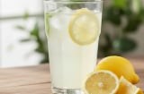 Uống nước chanh mỗi sáng: Thói quen vàng hay ‘con dao hai lưỡi’ với sức khỏe?