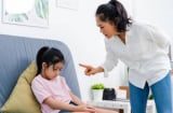 3 cách cha mẹ vô tình 'trừng phạt' còn đau hơn đòn roi, khiến con tổn thương suốt đời