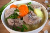 Nấu canh khoai tây chỉ bỏ nước thôi chưa đủ: Thả thứ này vào canh bùi ngậy, ăn hoài không chán