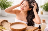 Cách gội đầu bằng nước vo gạo để dưỡng tóc mượt, sạch gàu, ngăn rụng tóc