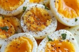 Thường xuyên ăn trứng gà luộc vào bữa sáng, cơ thể có 5 thay đổi lớn