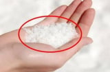 Mẹo giải đen bằng muối năm Bính Ngọ 2026: Cách xua tà khí, hút tài lộc và mang sung túc vào nhà