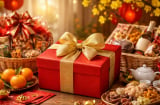 Tặng quà Tết tưởng dễ mà khó: Nhớ tránh 3 kiểu này để không “mất lộc'