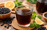 Vì sao nên uống nước đậu đen đúng thời điểm? 5 khung giờ giúp hỗ trợ giảm cân, thanh lọc cơ thể hiệu quả