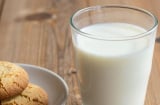 4 nhóm người không nên uống sữa vào buổi sáng