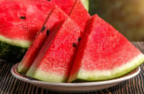 5 người nên thường xuyên ăn dưa hấu