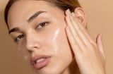 3 điều cần điều chỉnh để giữ da luôn ổn định khi da đổ nhiều dầu trời nắng nóng
