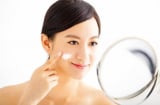 Bí quyết giữ da mịn ở tuổi 35: Chăm từ bên trong và tối giản skincare
