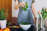 Bổ sung vitamin A đúng cách, “trợ thủ” tự nhiên giúp làn da chậm lão hóa
