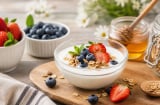 Ăn sữa chua lúc nào tốt nhất? 3 “khung giờ vàng” giúp hấp thu tối đa lợi ích