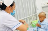 Vụ bé trai 2 tuổi bị bạo hành ở TP.HCM: Thông tin mới nhất
