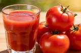 Cách uống nước ép cà chua vừa giảm cân nhanh vừa trắng da