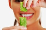 Gel lô hội không chỉ làm dịu da mà còn mang lại nhiều lợi ích cho tóc và da đầu