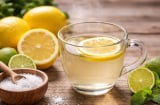 2 khung giờ vàng uống nước chanh muối ấm giúp thải độc ruột, giảm cân cấp tốc