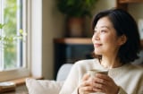  Vì sao phụ nữ sau tuổi 40 thường ít bạn bè hơn nhưng lại sống vui và nhẹ nhõm hơn?