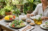 Trời oi bức, cơ thể dễ tích độc tố: Đây là cách chăm gan nhiều người đang bỏ quên