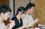 Sau khi cha mẹ qua đời, hãy tránh xa 3 kiểu người thân này để cuộc sống bình yên hơn