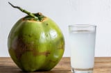 Cách uống dừa giúp eo thon, giảm cân nhanh
