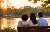 Nhiều người về già mới thấm: Muốn con hiếu thảo, cha mẹ không chỉ biết hy sinh mà cần nhớ 3 điều này