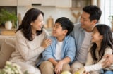 Phụ nữ sau tuổi 40 biết giữ 3 điều này, chồng con càng ở gần càng yêu quý