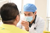 Lưỡi là “gương báo bệnh”: 6 dấu hiệu cảnh báo gan, thận, não đang gặp nguy hiểm