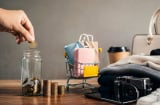 Chi tiền cho 3 thứ này quá nhiều, thu nhập cao mấy cũng khó giàu lên