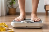 Vì sao nhiều người ăn rất ít nhưng vẫn tăng cân: Điều gì đang xảy ra?