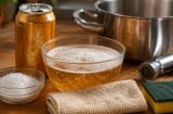 Bia thừa thêm chút muối tạo công dụng bất ngờ mà nhà nào cũng cần, đừng vội bỏ đi mà phí