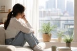 Trưởng thành lại hay gặp: Những kiểu mệt mỏi không thể giải quyết bằng nghỉ ngơi, phải làm sao?