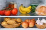 Tủ lạnh không phải kho bảo quản thần kỳ: 7 thực phẩm càng cất tủ lạnh càng hỏng nhanh