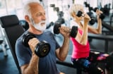 Sức khỏe tuổi 50: Chuyên gia nhắc 4 việc cần làm giúp hạn chế mất cơ