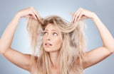 5 quy tắc giữ màu tóc nhuộm bền lâu và bóng khỏe trong mùa hè