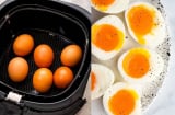Cách dùng nồi chiên không dầu luộc trứng lòng đào, lòng đảo dẻo quánh, béo ngậy