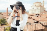 Người hướng nội đi du lịch: Mẹo tận hưởng chuyến đi thoải mái hơn