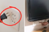 Tại sao bạn nên rút ngay phích cắm Tivi khi vừa nhận phòng khách sạn?