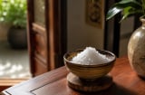 Người xưa mách vị trí đặt bát muối trong nhà giúp vượng khí: Đặt đúng chỗ, tài lộc dễ tụ