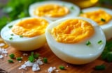 Người mắc 1 trong 5 bệnh này tuyệt đối không nên ăn trứng gà: càng ăn càng hại