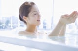 3 khung giờ dù bẩn tới mấy cũng đừng đi tắm: Kẻo dễ đột quỵ, rút ngắn tuổi thọ