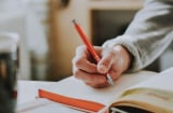 Người hướng nội phù hợp với nghề gì? 7 công việc ổn định, thu nhập cao