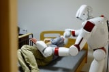 AI giúp người già sống một mình an toàn hơn trong thời đại số