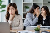 Đồng nghiệp dẫu thân tới mấy cũng đừng kể 3 chuyện này với họ, kẻo có ngày tự đẩy mình vào thế khó