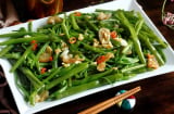 Rau muống xào tỏi lọt top 10 món ăn kèm ngon nhất tại châu Á