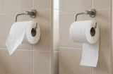 Nên để giấy vệ sinh xoay ra ngoài hay hướng vào trong?