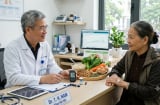 Bác sĩ lưu ý: 4 dấu hiệu sau bữa sáng có thể cảnh báo đường huyết tăng cao